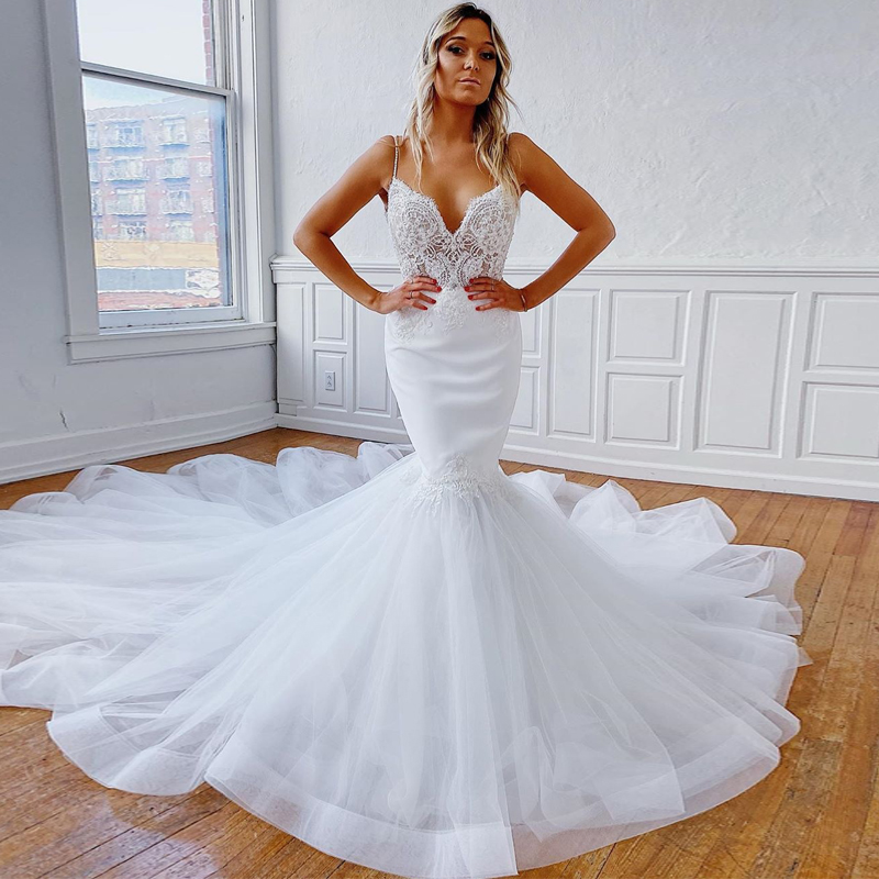 Lace Mermaid White Backless Wedding Dresses Spaghetti Straps Appliqued Bridal Gowns Cathedral Train Tulle Trumpet Robe De Marie