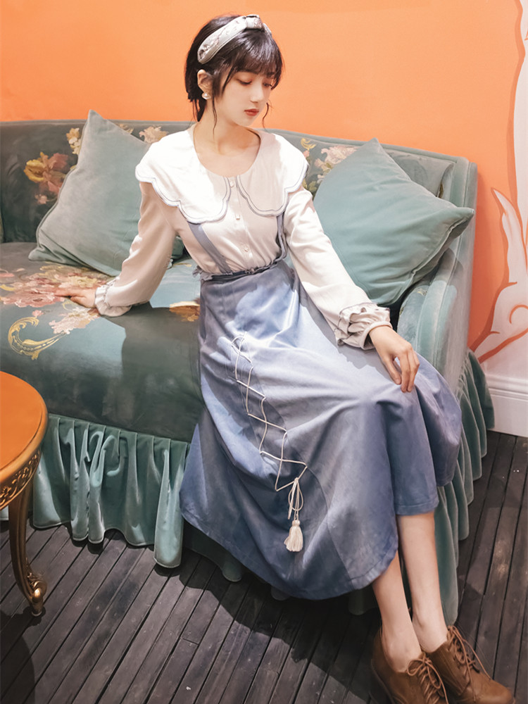 2019 new fashion women' clothing Velvet shirt + strap dress two-piece suit 2 piece outfits for women
2019 new fashion women' clothing Velvet shirt + strap dress two-piece suit 2 piece outfits for women