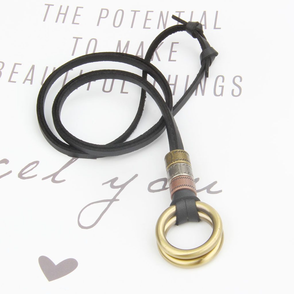 Adjustable Leather Cord Chain Men Vintage Pendant Two Circle Necklace
Adjustable Leather Cord Chain Men Vintage Pendant Two Circle Necklace
