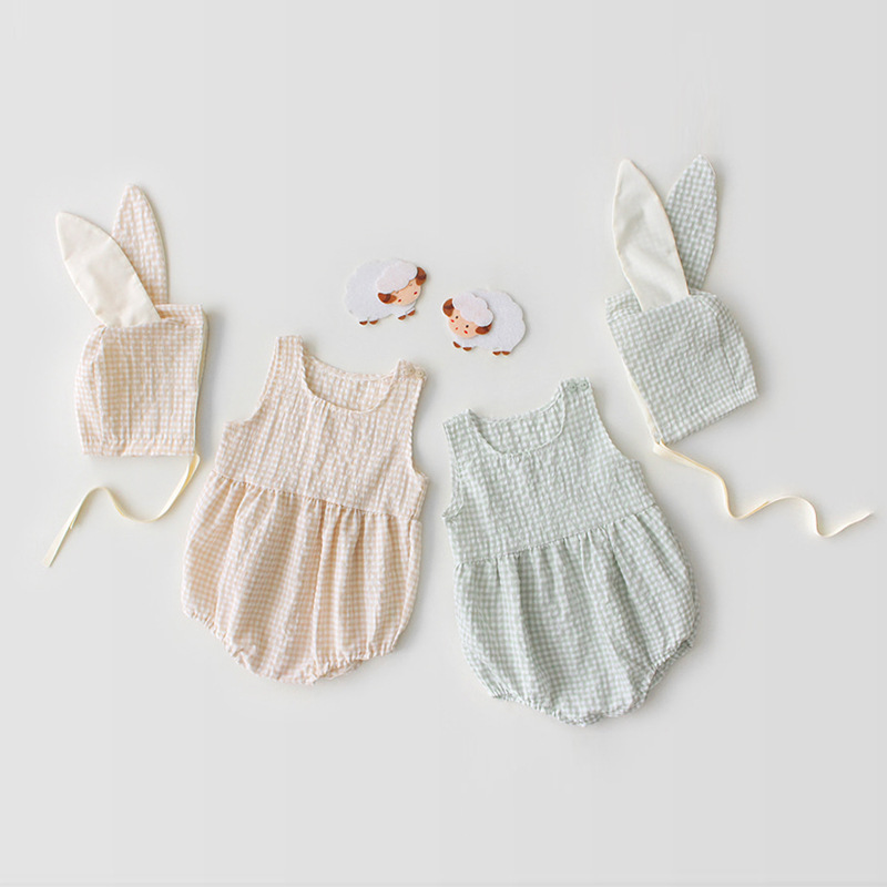 Baby girl Designer Clothes Romper Infant Plaid Design Sleeveless Round Collar Romper + Hat 100% cotton Summer clothes, As picture/ romper +hat
Baby girl Designer Clothes Romper Infant Plaid Design Sleeveless Round Collar Romper + Hat 100% cotton Summer clothes, As picture/ romper +hat