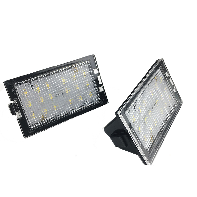 2pcs Free Error 18 Plaque d'immatriculation Lumières LED lampe blanche