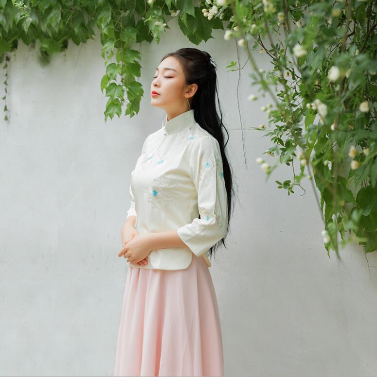 Erhu guzheng folk music performance elegant casual Authentic traditional students teachers old shanghai style May 4th Youth heroine dress
Erhu guzheng folk music performance elegant casual Authentic traditional students teachers old shanghai style May 4th Youth heroine dress