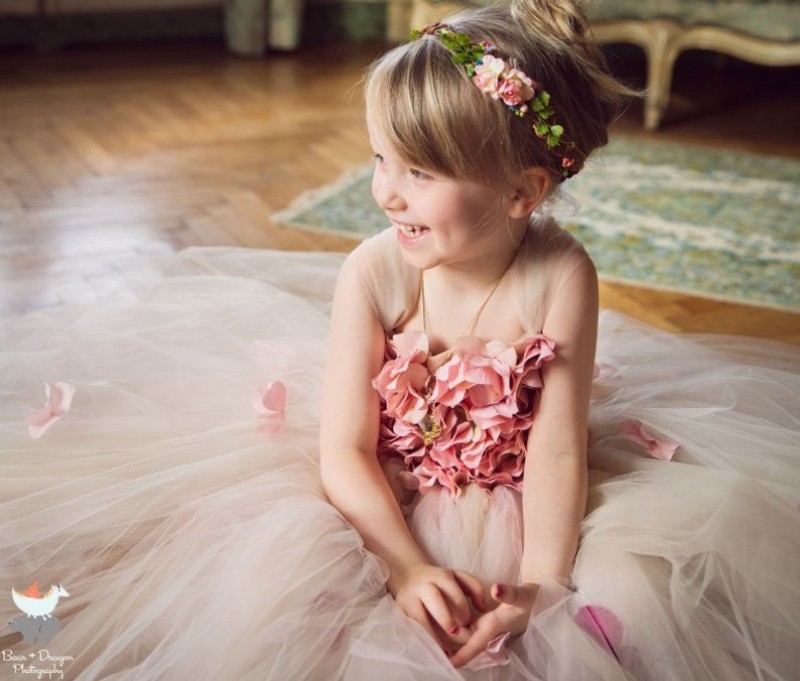 Princess Sleeveless Flower Girls Dresses First Holy Communion Sheer Lace 3D Girls Pageant Gowns Floor Length Dress