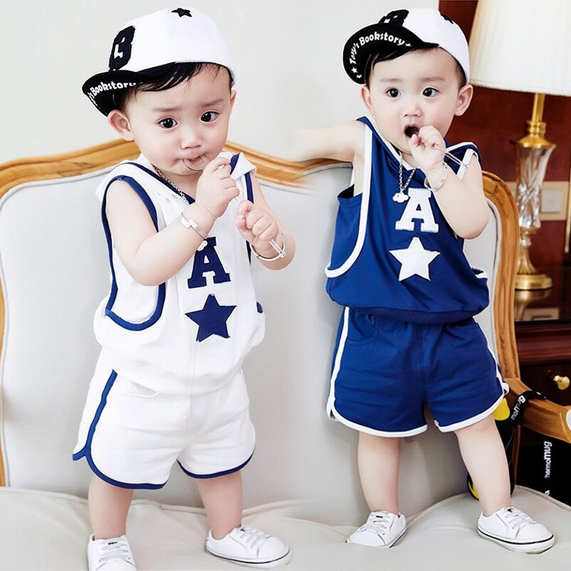 Retail boys shorts set 2pcs suit children hooded sleeveless vest+shorts suit baby tracksuit fashion casual sportwear kids designer clothes, White
Retail boys shorts set 2pcs suit children hooded sleeveless vest+shorts suit baby tracksuit fashion casual sportwear kids designer clothes, White