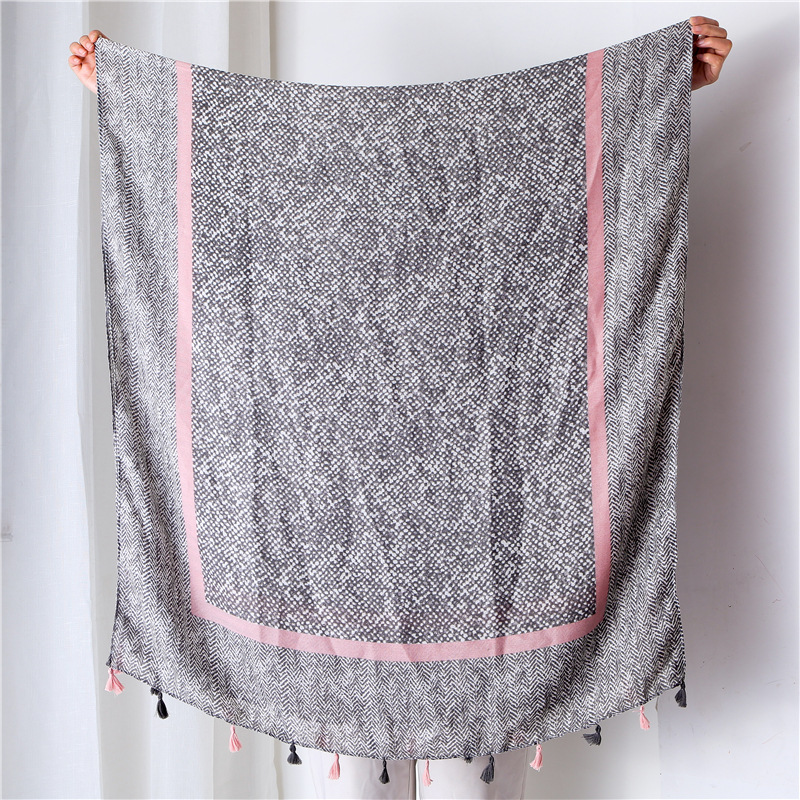 Fashion women's new ladies snakeskin leopard cotton scarf tassel shawl holiday sunscreen scarf Muslim headscarf woman