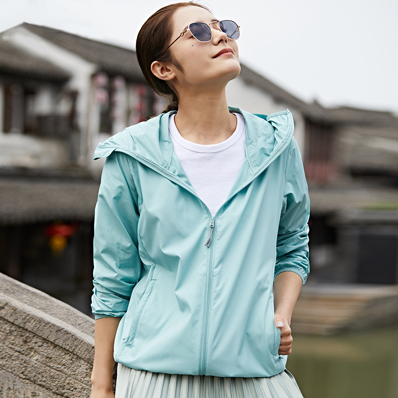 Portable Hooded Sun-Proof Clothing Super Light Thin Outwear Summer Outdoor Sun-Protective Blouse Anit-UV Windproof Shirt Couple, Blue
Portable Hooded Sun-Proof Clothing Super Light Thin Outwear Summer Outdoor Sun-Protective Blouse Anit-UV Windproof Shirt Couple, Blue