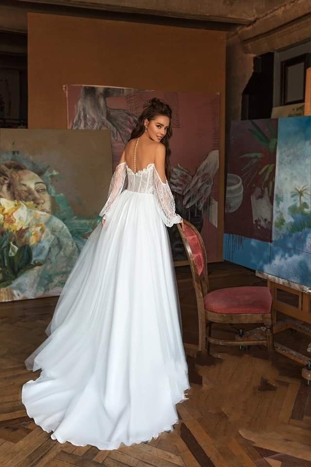 Elegant Bohemia Lace Beach Wedding Dresses sheer illusion Crew 2020 Long Sleeves Off The Shoulder Boho Wedding Bridal Gowns Robe De Mariee
