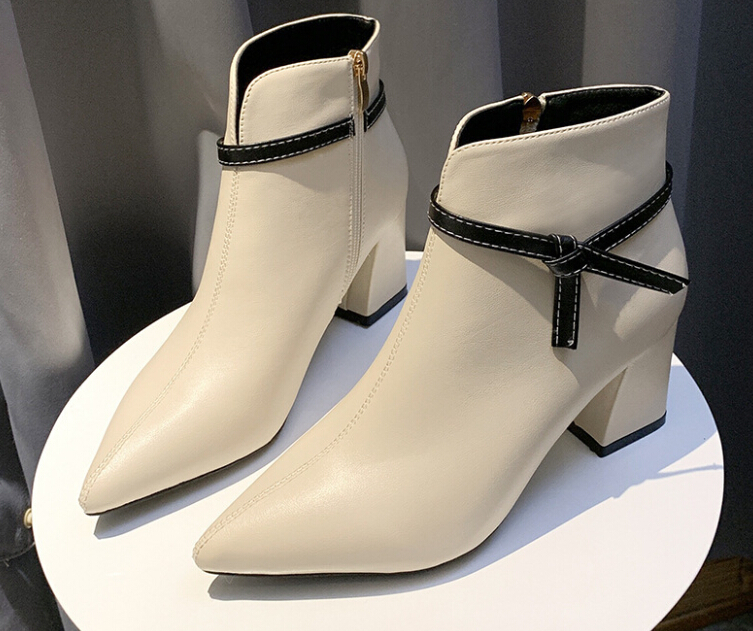 Free shipping Wholesales Martin boots Martin boots women's thick with 2020 autumn and winter new wild fashion pointed high-heeled leather, Beige
Free shipping Wholesales Martin boots Martin boots women's thick with 2020 autumn and winter new wild fashion pointed high-heeled leather, Beige