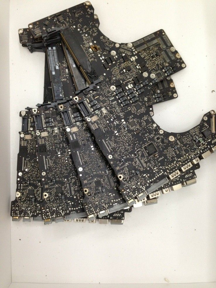 Freeshipping 2012years 820-3330 820-3330-A/B Faulty Logic Board For for MacBook Pro A1286 repair
Freeshipping 2012years 820-3330 820-3330-A/B Faulty Logic Board For for MacBook Pro A1286 repair