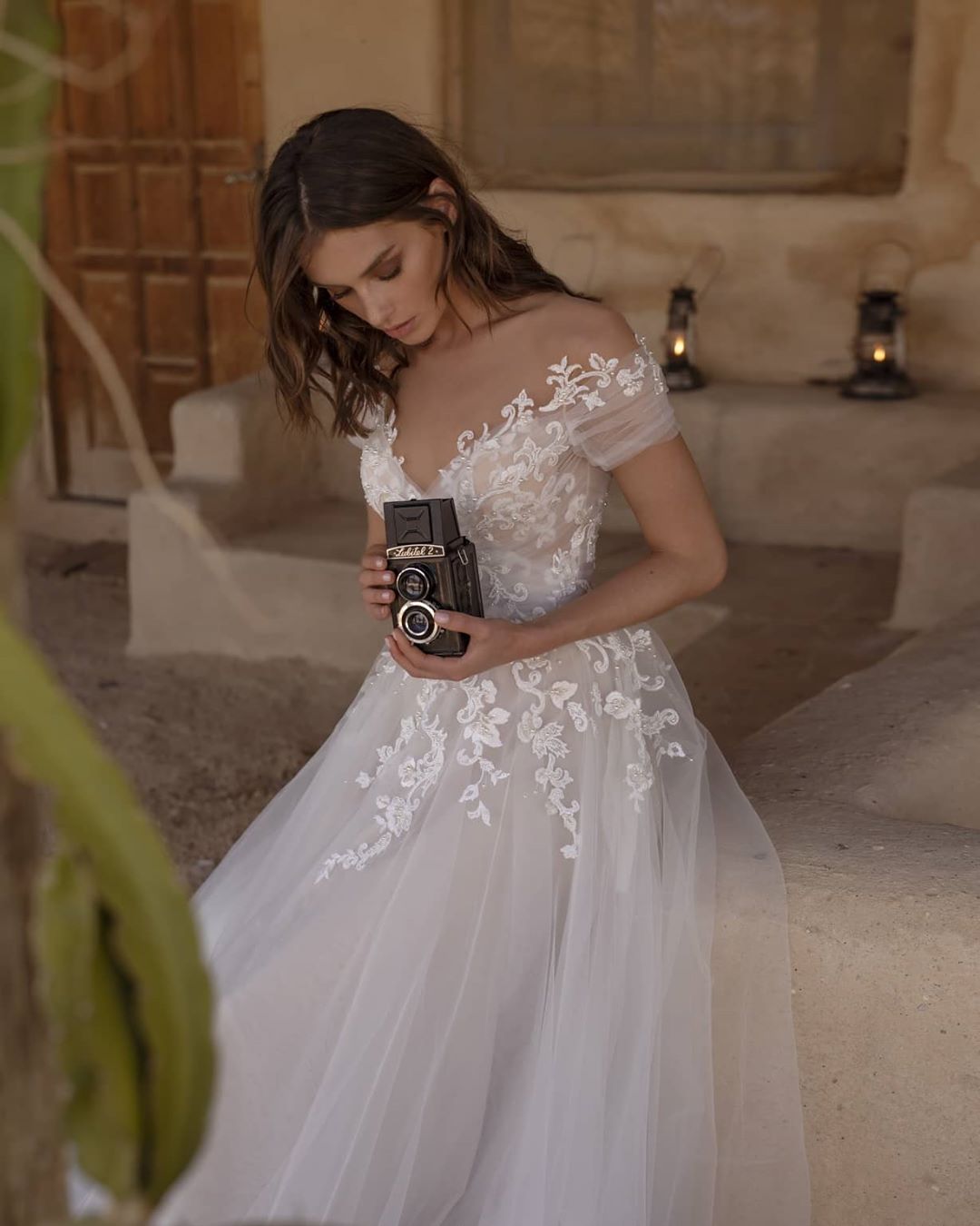 Line Stunning A Lace Wedding Dresses Sheer Bateau Neck Appliqued Bridal Gowns Beaded Sweep Train Tulle Robe De Marie ppliqued