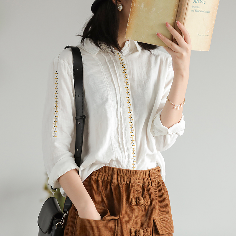 Women Embroidery Floral Shirts White Blouses 2019 Autumn New Button Long Sleeve Casual Women Tops Korean Style Shirts
Women Embroidery Floral Shirts White Blouses 2019 Autumn New Button Long Sleeve Casual Women Tops Korean Style Shirts