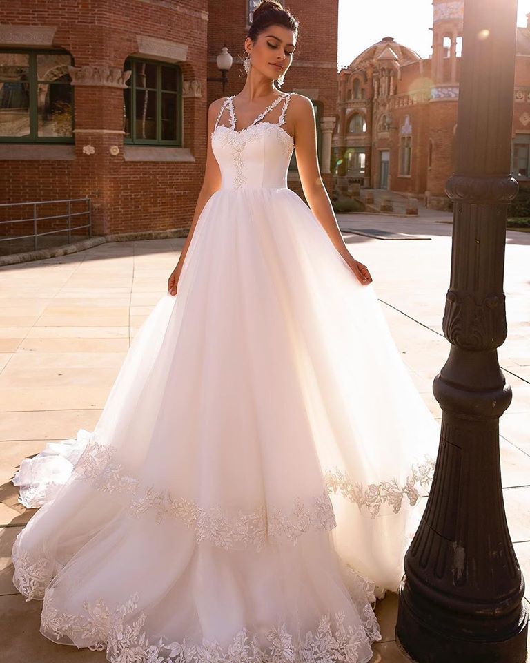 A Line Organza Country Princess Wedding Dresses Lace Applique Bridal Gown 2020 New Boho Wedding Gown luxury arabic dubai, Dark navy
A Line Organza Country Princess Wedding Dresses Lace Applique Bridal Gown 2020 New Boho Wedding Gown luxury arabic dubai, Dark navy