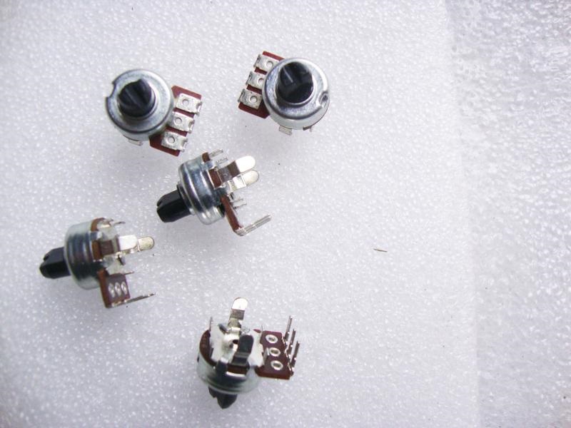 B500K B504 B100K B104 single potentiometer 3 foot half shaft handle length 5mm
