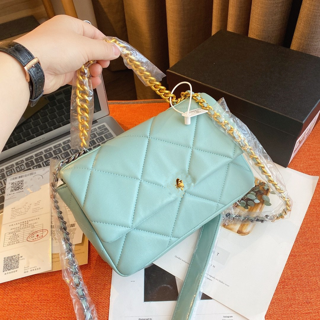 Origin Package Genuine Leather Designer Bag Luxury No 19 Gold Tone Flap Bag Candy Color Designer Bags 26cm high quality tradingbear
Origin Package Genuine Leather Designer Bag Luxury No 19 Gold Tone Flap Bag Candy Color Designer Bags 26cm high quality tradingbear