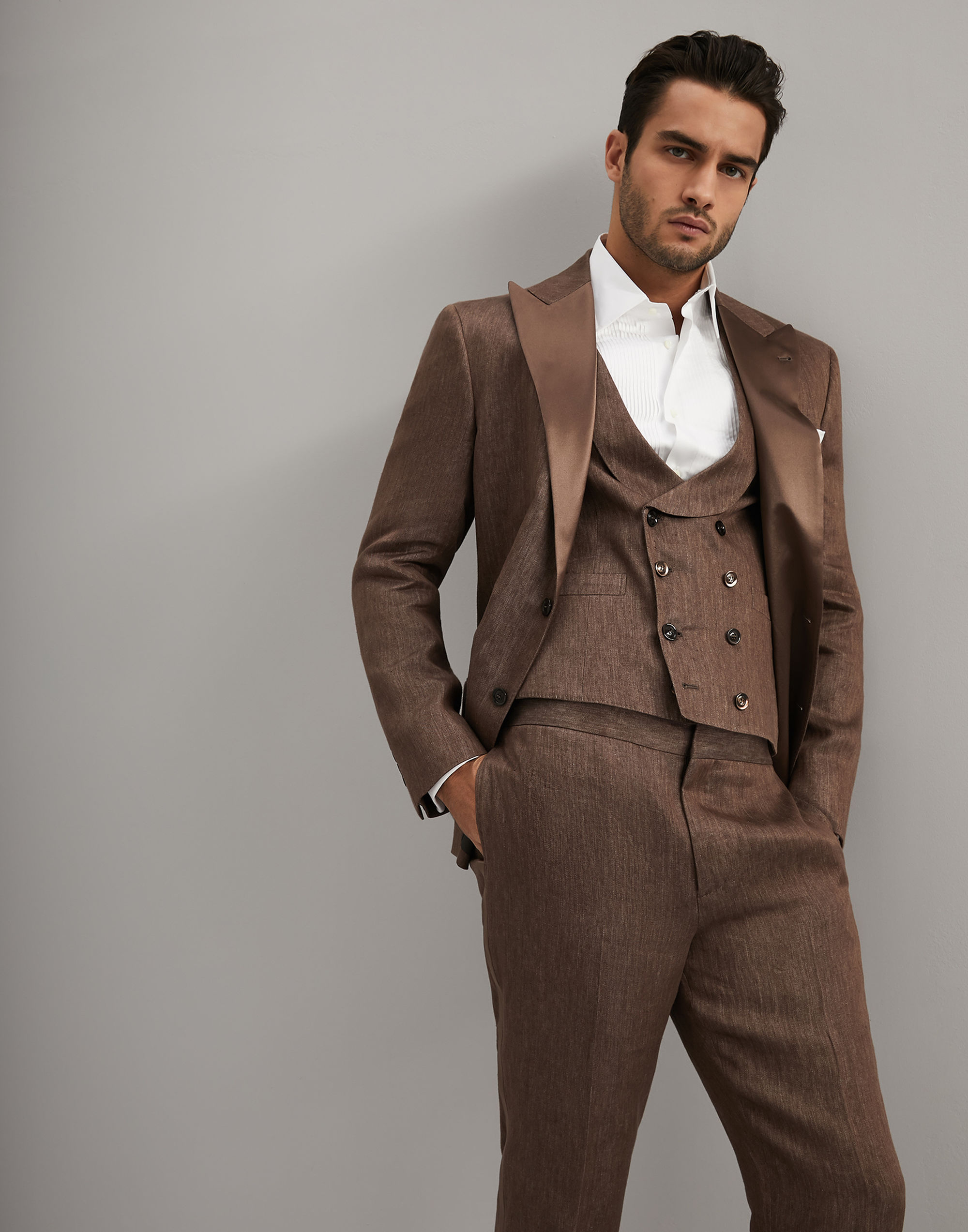 Brown Groom Tuxedos Mens Wedding Satin Peaked Lapel Pants Suits Best Men Jacket Blazer Prom/Dinner 2 Pieces (Jacket+Pants)