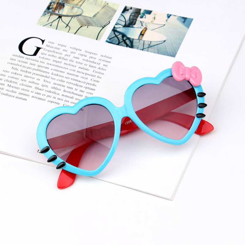 2020 New Kids Children Peach Heart Eyewear Summer Fashion Korean Toddler Baby Boys Girls Student Sunglasses H260130
