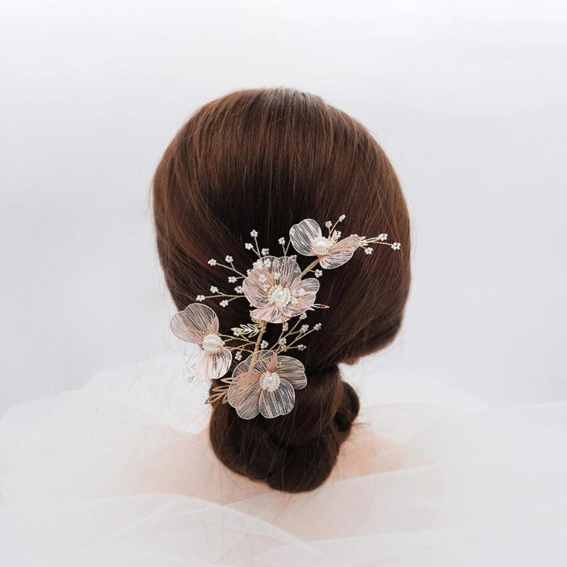 bridal jewelry handmade beaded pure copper flower hair accessories hairpin bride headdress wedding bridesmaid jewelry
bridal jewelry handmade beaded pure copper flower hair accessories hairpin bride headdress wedding bridesmaid jewelry