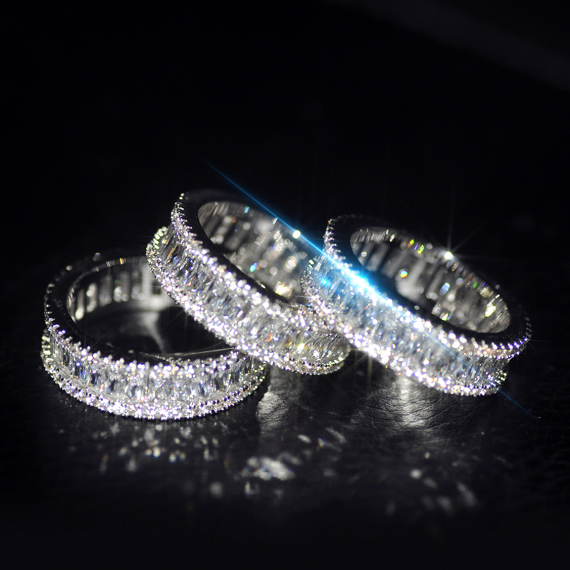 2019 New Arrival Hot Sale Sparkling Deluxe Jewelry 10KT White Gold Fill Women Princess Cut White Topaz CZ Diamond Wedding Band Ring Gift