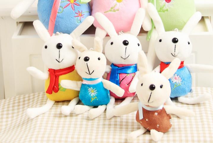 Plush rabbit pendant keychains cute cartoon bunny doll stuffed animals toys lovely bag room decorations 12cm 17cm 22cm 32cm