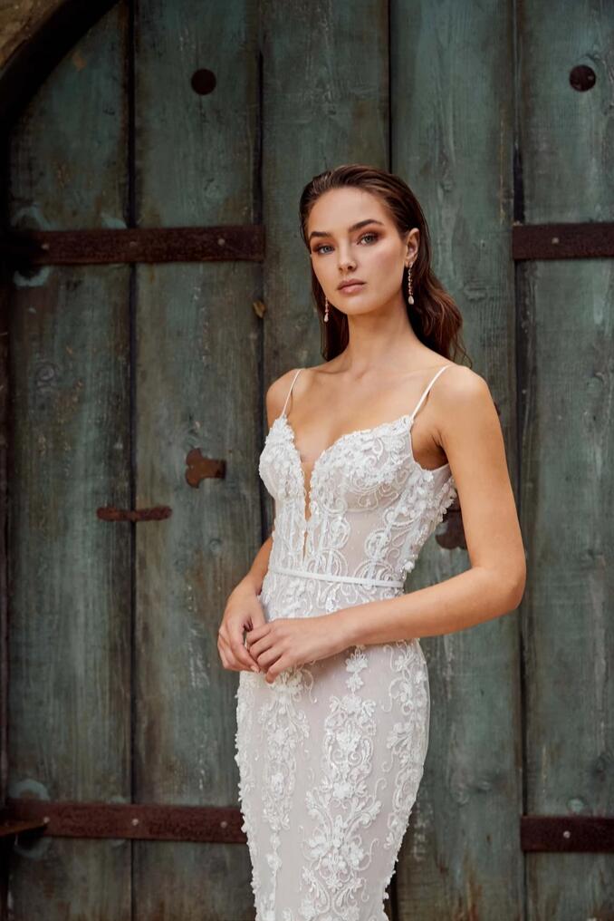 2019 Mermaid Wedding Dresses Lace Appliqued Sequins Sweep Train Country Bridal Gowns Beach Robe De Mariée Boho Wedding Dress