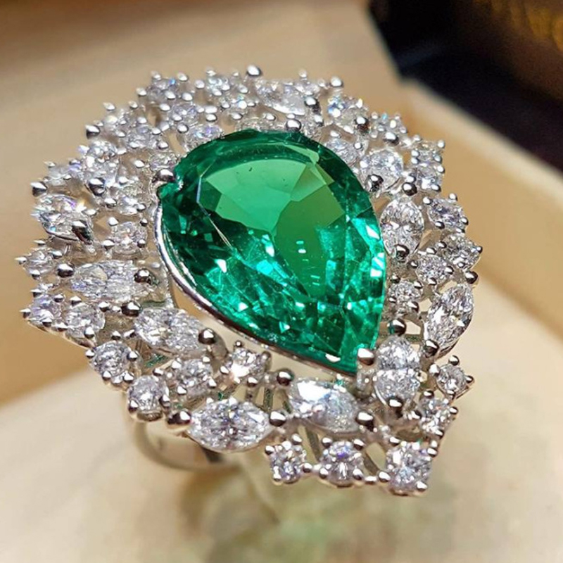 Luxury Sparking CZ wedding rings for women Top quality S925 Silver Green Water drop Zircon Engagement ring size 6 7 8 9 10 Bague
Luxury Sparking CZ wedding rings for women Top quality S925 Silver Green Water drop Zircon Engagement ring size 6 7 8 9 10 Bague