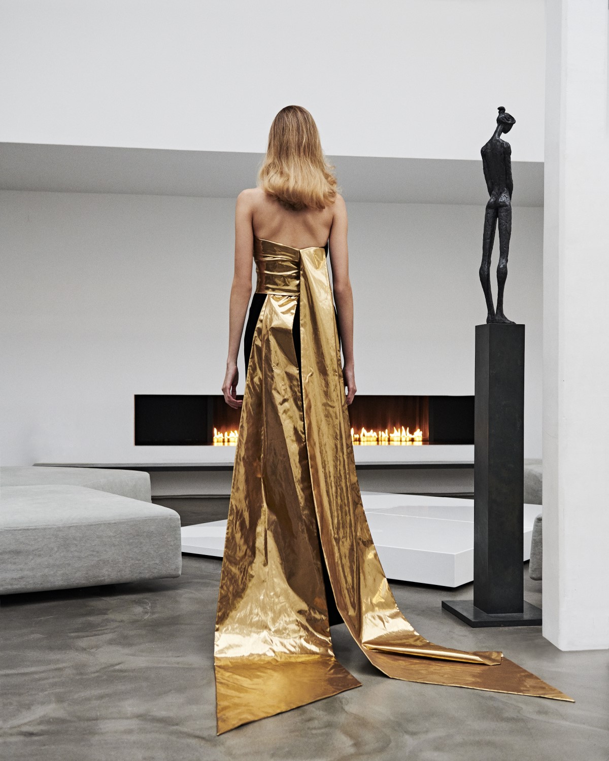 Elegant Evening Gowns Gold Black Long A Line Prom Dress Backless Floor Length Red Carpet Party Gown robes de mariée