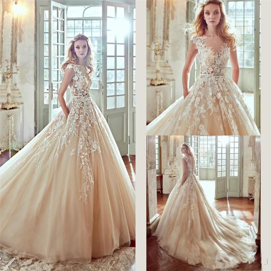 Custom Made Vintage Wedding Dress 2020 New Scoop Sleeveless Appliques Lace With Flower Bridal Champagne Wedding Gowns, Burgundy
Custom Made Vintage Wedding Dress 2020 New Scoop Sleeveless Appliques Lace With Flower Bridal Champagne Wedding Gowns, Burgundy