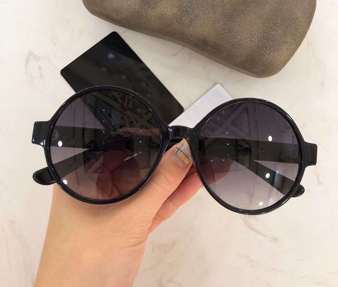 Women Black Round Sunglasses 9068 Studs Sonnenbrille occhiali da sole Mens Sunglasses Sun glasses New wth box, White;black
Women Black Round Sunglasses 9068 Studs Sonnenbrille occhiali da sole Mens Sunglasses Sun glasses New wth box, White;black