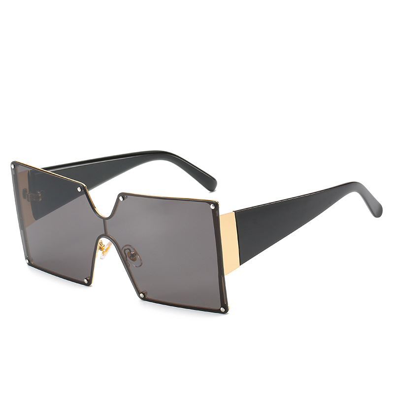 2020 Vintage Rivet Sunglasses Unisex Metallic Retro Colorful Film steel bead punk Fashion Sun glasses Classic Eyewear Glasses 2052
2020 Vintage Rivet Sunglasses Unisex Metallic Retro Colorful Film steel bead punk Fashion Sun glasses Classic Eyewear Glasses 2052