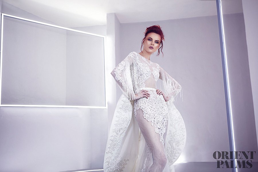 2019 Modest Mermaid Wedding Dresses Lace Applique Beading Jewel Neck Tassel Luxury Wedding Dress With Long Train Vestidos De Novia Gowns