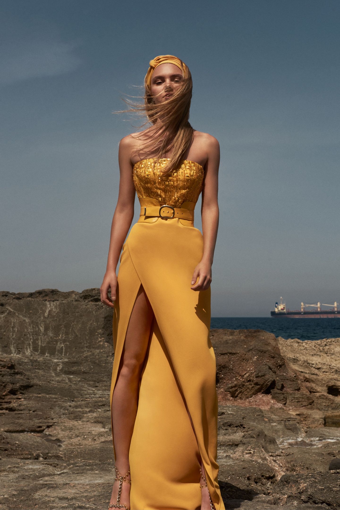 Elie Saab Prom Dresses Strapless Beaded High Side Split Satin Yellow Evening Dress Floor Length Custom Made Special Ocassion Gowns