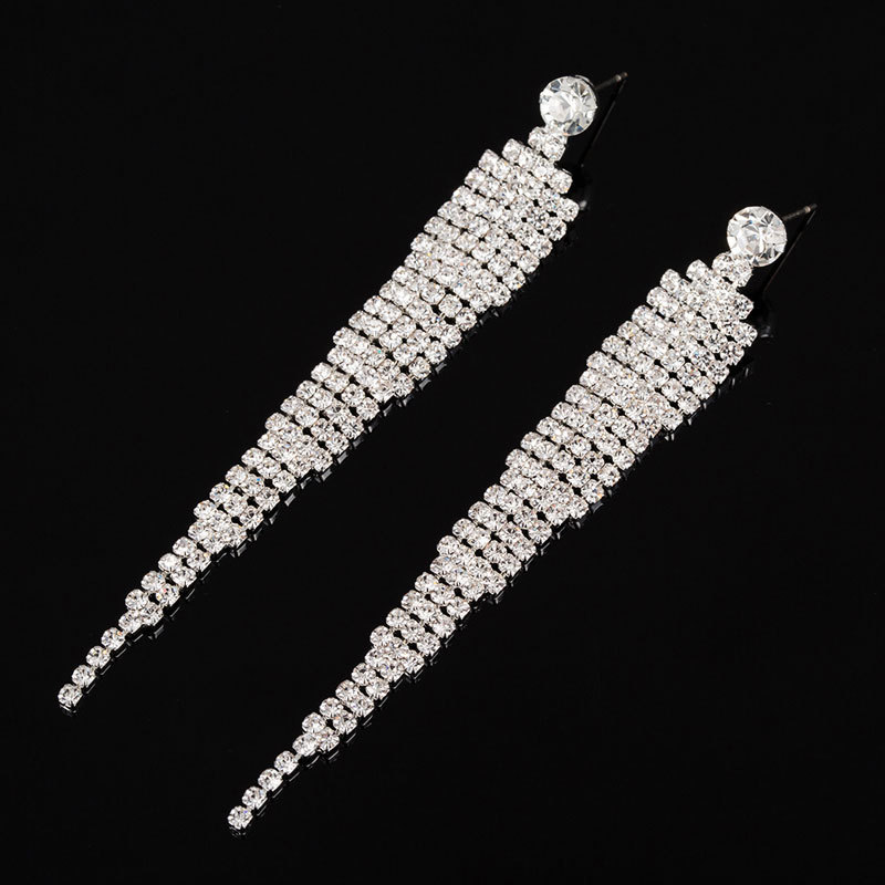 Wedding Exaggeration Earring Twinkle Rhinestone Earrings Bride Pendeloque Cut Earring Ornaments
Wedding Exaggeration Earring Twinkle Rhinestone Earrings Bride Pendeloque Cut Earring Ornaments
