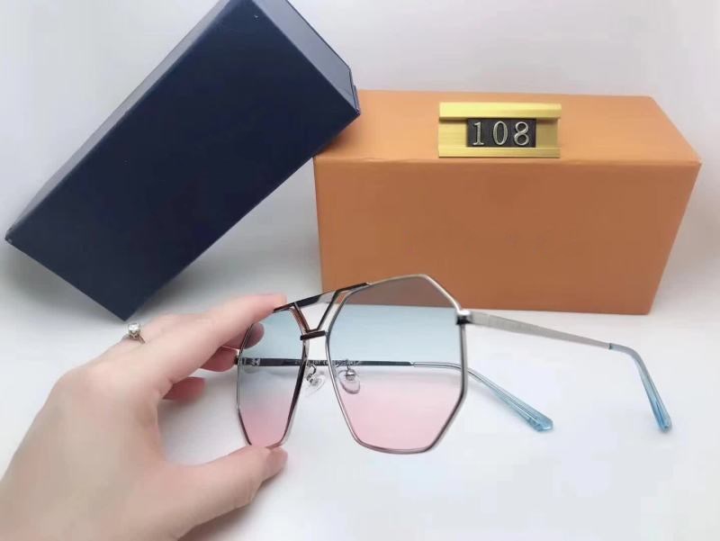 2020 NEW Designer Sunglasses Luxury Sunglasses Fashion Brand for men Woman Glasses Driving UV400 with Box and Logo 108 High quality New Hot
2020 NEW Designer Sunglasses Luxury Sunglasses Fashion Brand for men Woman Glasses Driving UV400 with Box and Logo 108 High quality New Hot
