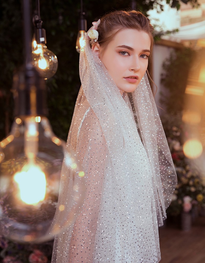 fashion sequins bridal veils cut edge two layers veil with comb women wedding dress accessories long veils custom made