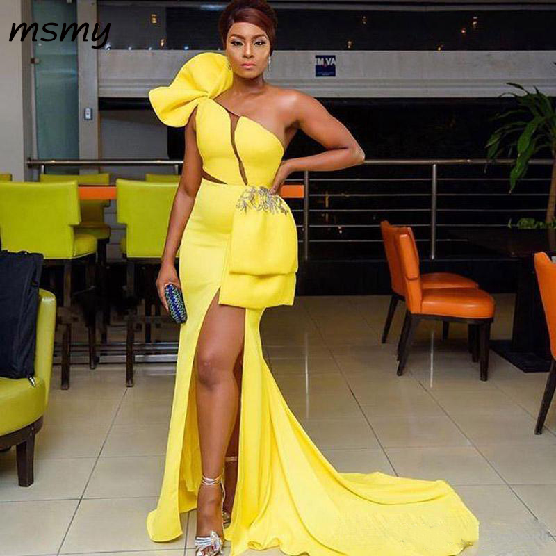 Attractive Split Long Prom Gowns 2020 One Shoulder Sleeveless Bow Appliqued Formal Dress Sexy South African Mermaid Evening Gown, Pink
Attractive Split Long Prom Gowns 2020 One Shoulder Sleeveless Bow Appliqued Formal Dress Sexy South African Mermaid Evening Gown, Pink