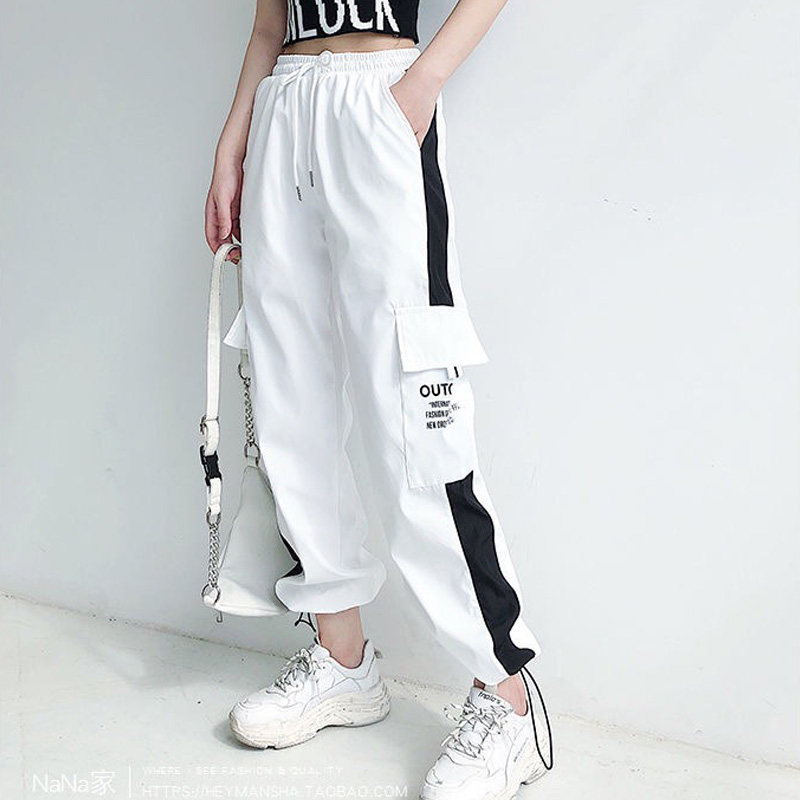 Sweatpants Women Cargo Pants Black White Letter Print Joggers Women Pants korean Style Trousers Pantalon Femme Spodnie Damskie
Sweatpants Women Cargo Pants Black White Letter Print Joggers Women Pants korean Style Trousers Pantalon Femme Spodnie Damskie