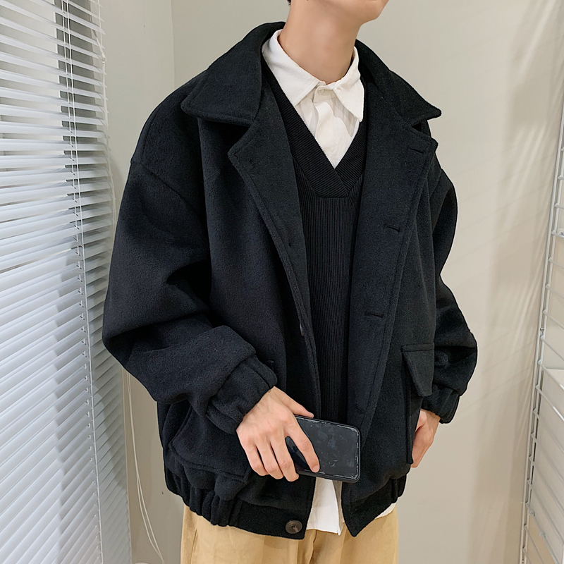 Men's casual woolen coat lapel loose single-breasted short plaid woolen coat Winter short jacket for men, Beige
Men's casual woolen coat lapel loose single-breasted short plaid woolen coat Winter short jacket for men, Beige