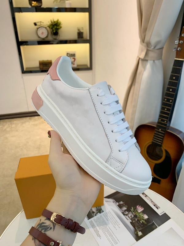 Comfort high quality Casual Shoes Men Women Sneaker Fashion Socks Walking Sports Embroidery Trainers Size 35-44, 01
Comfort high quality Casual Shoes Men Women Sneaker Fashion Socks Walking Sports Embroidery Trainers Size 35-44, 01