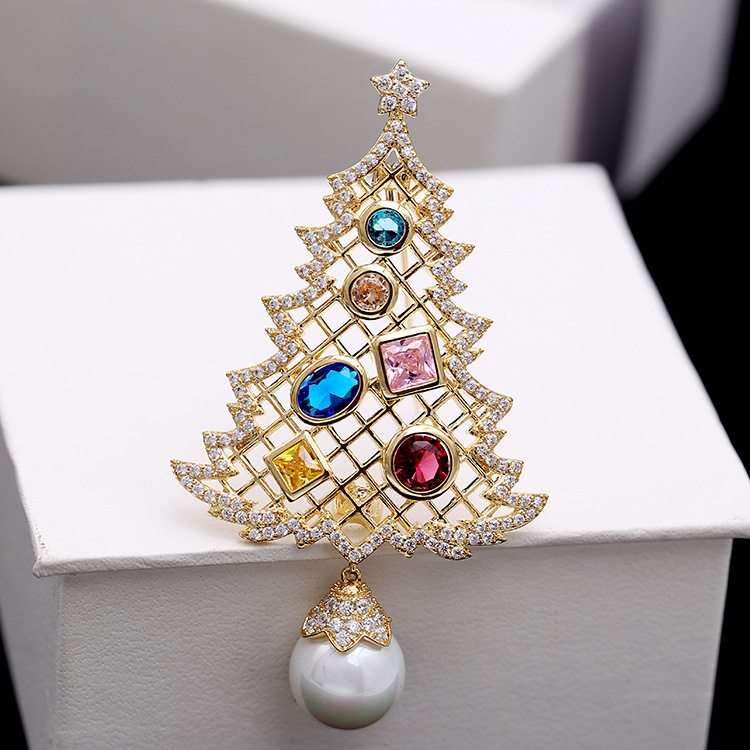 Luxury Designer Pearl Brooch Christmas Tree Pin for Women with Cubic Zirconia Fashion Jewelry Female New Year Gift