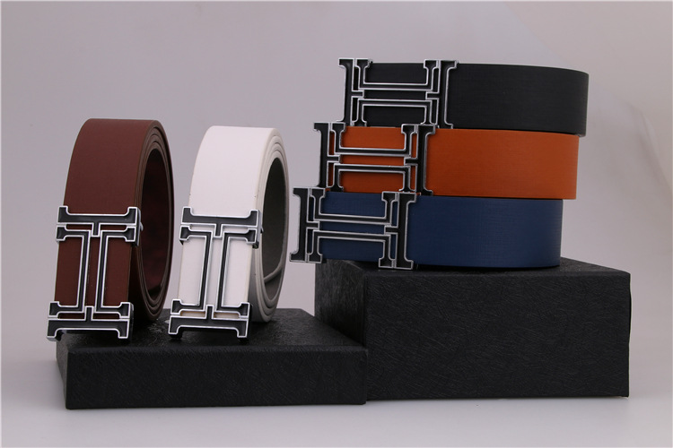 2019 Luxury men and women Designer Belts Men High Quality Male genuine leather Business Casual Buckle Strap for Jeans ceinture, Black;brown
2019 Luxury men and women Designer Belts Men High Quality Male genuine leather Business Casual Buckle Strap for Jeans ceinture, Black;brown