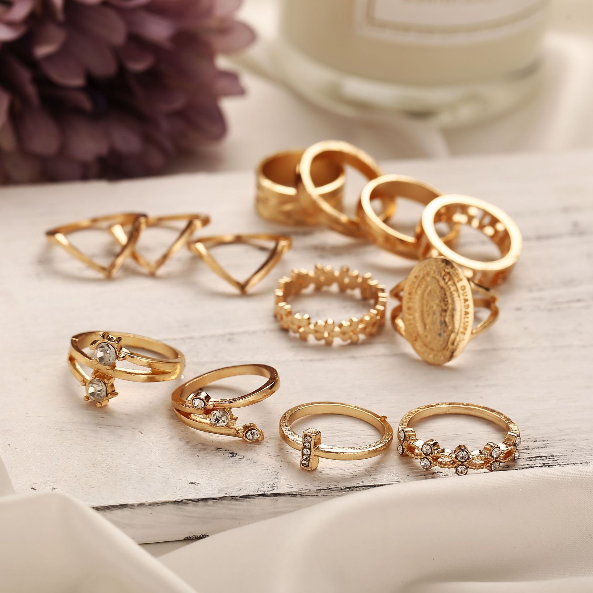 Boho Gold Ring Set Joint Knuckle Carved Finger Rings Stylish Hand Accessories Metal Alloy Jewelry for Women and Girls SR0078