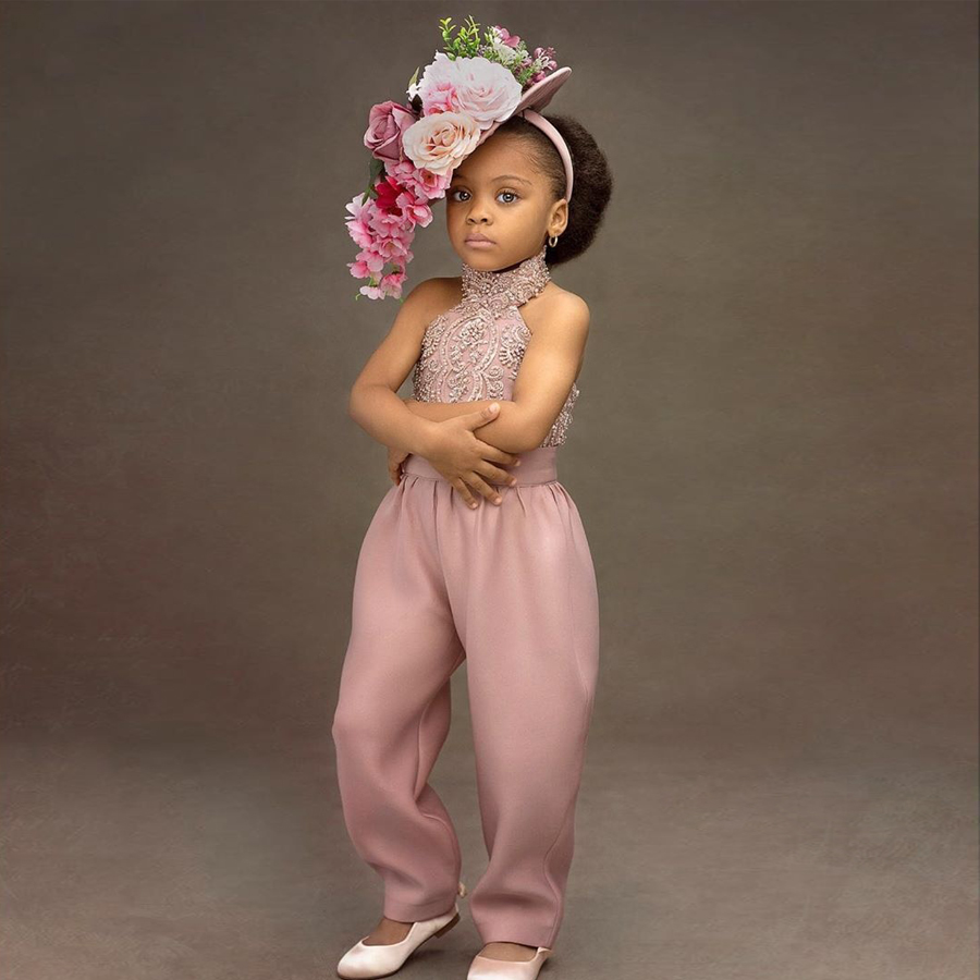 Lovely Two Pieces Jumpsuits Flower Girl Dresses For Wedding Beaded Toddler Pageant Gowns Halter Neck Satin Appliqued Kids Pants Prom Dress, Yellow
Lovely Two Pieces Jumpsuits Flower Girl Dresses For Wedding Beaded Toddler Pageant Gowns Halter Neck Satin Appliqued Kids Pants Prom Dress, Yellow