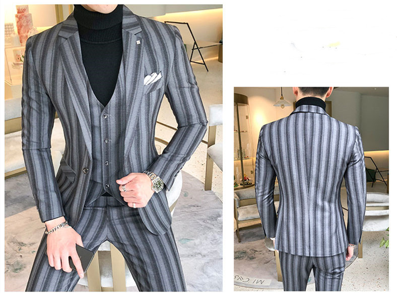 Handsome Groomsmen Two Buttons Groom Tuxedos Notch Lapel Men Suits Wedding/Prom Best Man Blazer ( Jacket+Pants+Vest) 44, Same as image
Handsome Groomsmen Two Buttons Groom Tuxedos Notch Lapel Men Suits Wedding/Prom Best Man Blazer ( Jacket+Pants+Vest) 44, Same as image