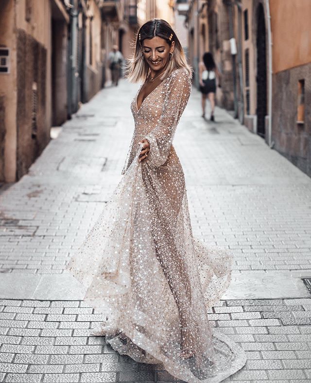Newest Beach Backless Wedding Dresses V Neck Tulle A Line Boho Country Bridal Gowns Beaded Sequins Wedding Dress Robe De Mariee