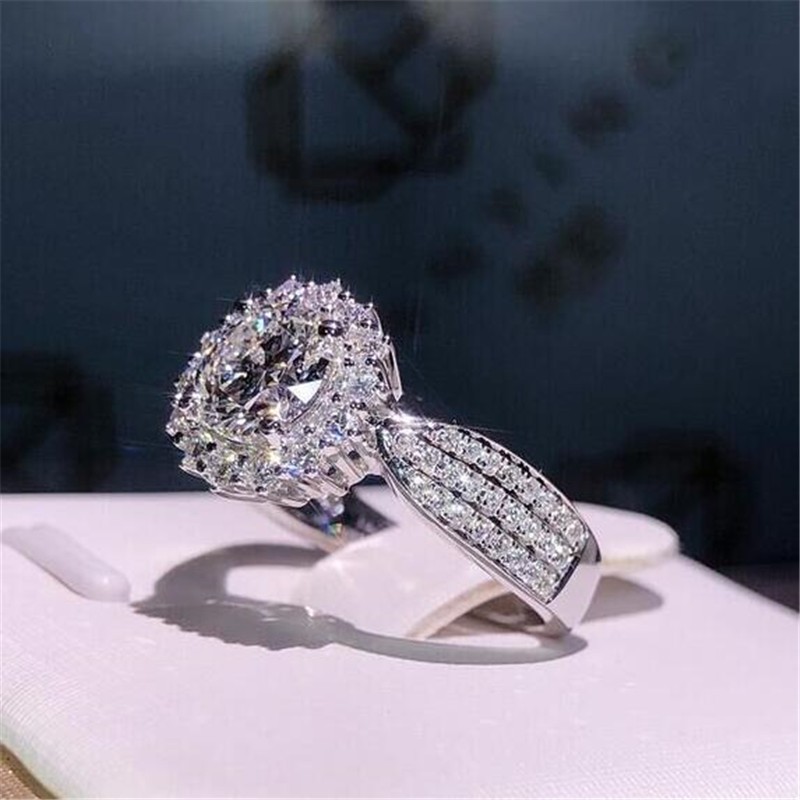 Sparkling Luxury Jewelry 925 Sterling Silver Big White Topaz CZ Diamond Promise Eternity Lucky Women Wedding Engagement Bridal Ring Gift
Sparkling Luxury Jewelry 925 Sterling Silver Big White Topaz CZ Diamond Promise Eternity Lucky Women Wedding Engagement Bridal Ring Gift