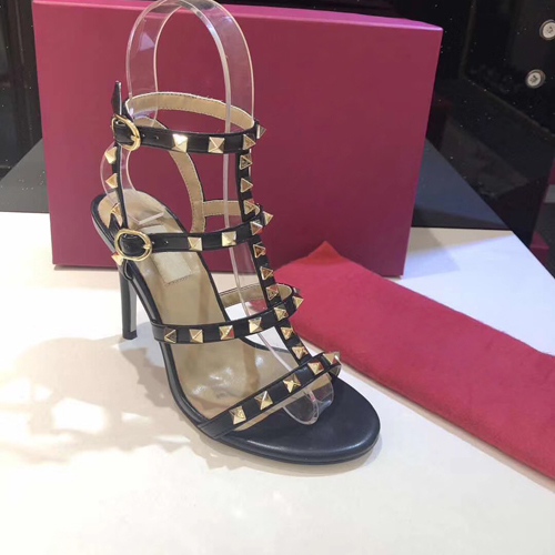 2022 women high heels sandals wedding shoes Patent Leather rivets Women Studded Strappy Dress heel +box, Black
2022 women high heels sandals wedding shoes Patent Leather rivets Women Studded Strappy Dress heel +box, Black