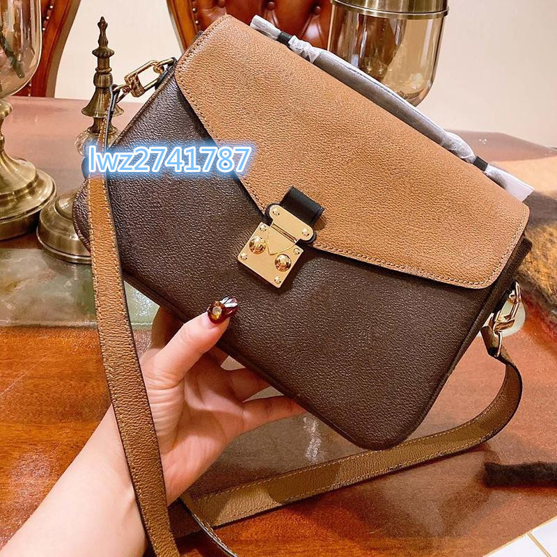 Designer Shoulder Bags Messenger Bag Handbags date code inside Woman Bag high quality Real Leather with strap
Designer Shoulder Bags Messenger Bag Handbags date code inside Woman Bag high quality Real Leather with strap