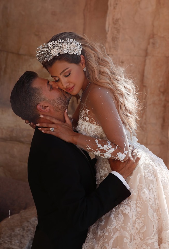 Luxury Arabic Country Wedding Dresses Jewel Neck A Line Sweep Train Long Sleeve Wedding Dress Custom Made Beaded Vestidos De Novia