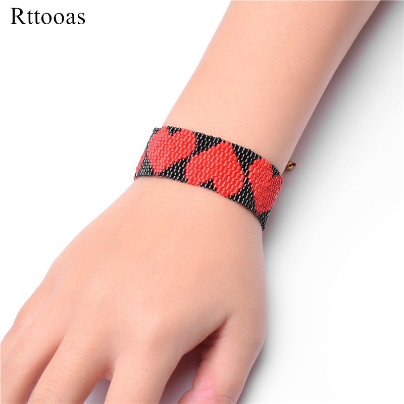 Charm Bracelets Rttooas Fashion Red Heart Bracelet Women MIYUKI Beaded Woven Handmade Female Jewelry Pulseras Mujer Moda 2021 
Charm Bracelets Rttooas Fashion Red Heart Bracelet Women MIYUKI Beaded Woven Handmade Female Jewelry Pulseras Mujer Moda 2021