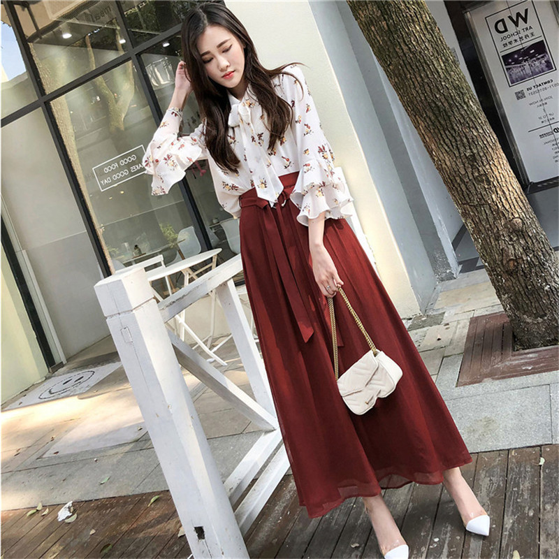 Two-piece Set Women Red female 2020 spring autumn long Sleeve Bow Tie High waist retro long skirt floral Chiffon Shirts
Two-piece Set Women Red female 2020 spring autumn long Sleeve Bow Tie High waist retro long skirt floral Chiffon Shirts